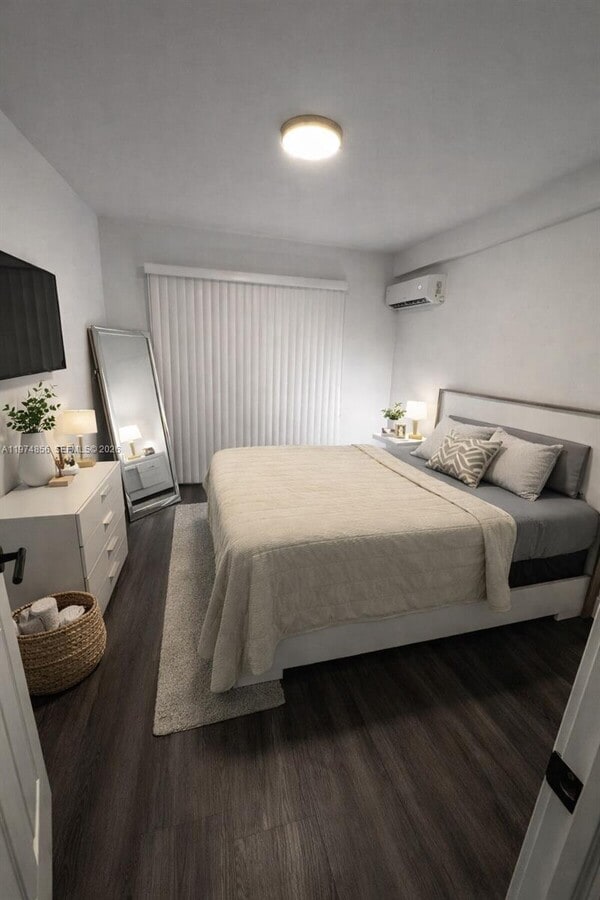 Photo - 3551 SW 10th St Unidad 8A