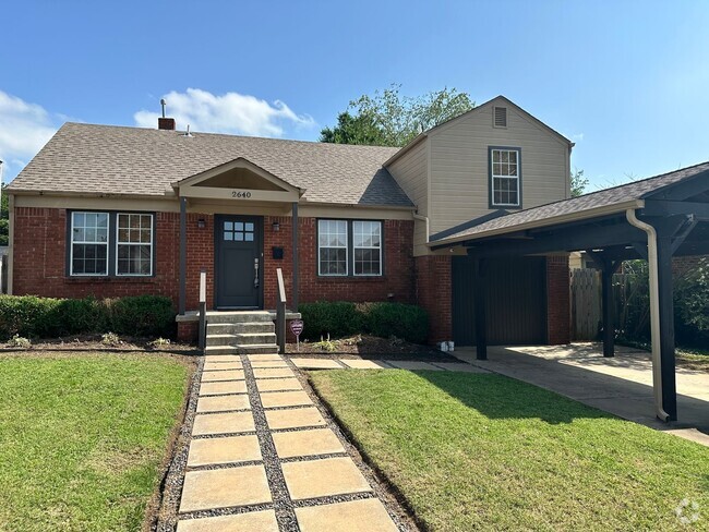 Building Photo - For Rent: Updated 3 Bed, 1.5 Bath Split-Le... Rental