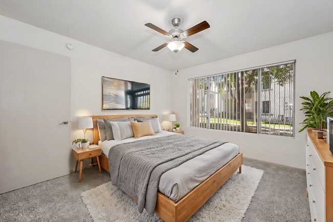 Photo - Lakeview at Superstition Springs