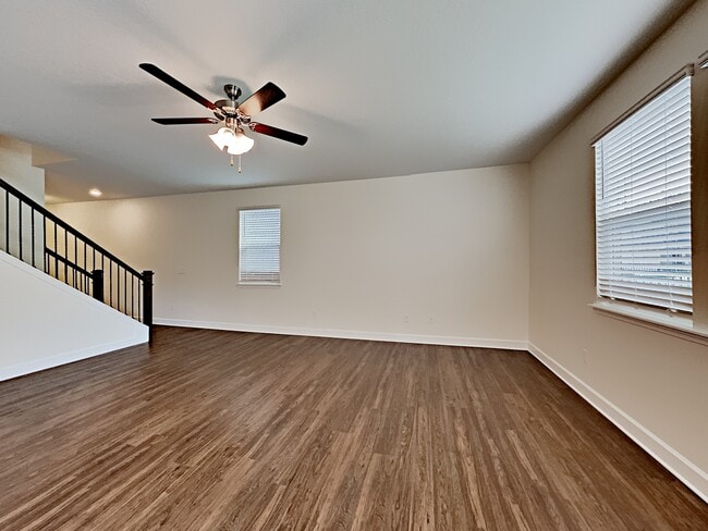 Photo - 10310 Riverwalk Ct