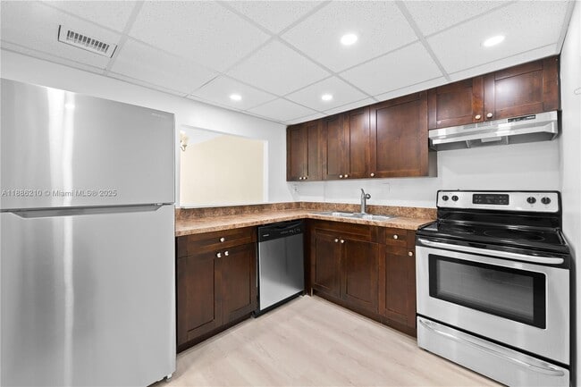 Photo - 16740 NE 9th Ave Unidad 508