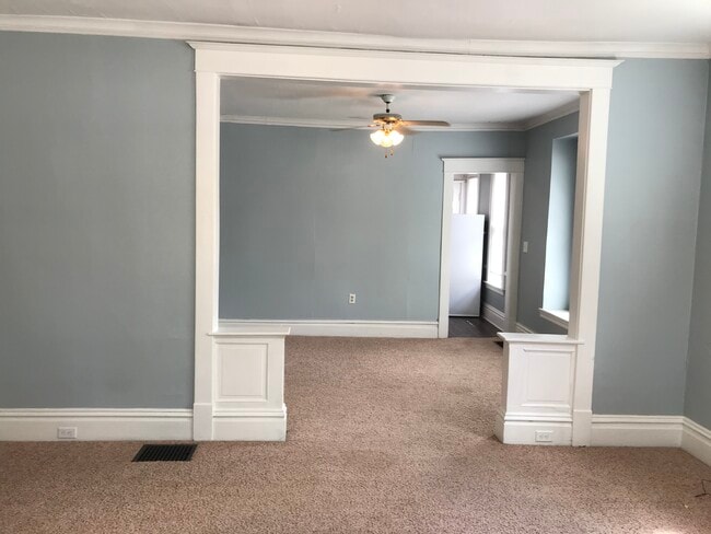 Photo - 128 Luton Ave SE Unidad 1