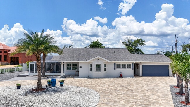 Building Photo - 2501 High Ave