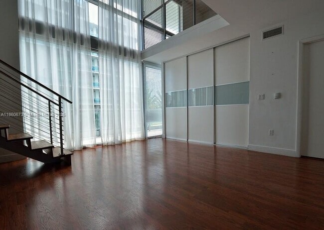 Photo - 90 SW 3rd St Unit # TH307