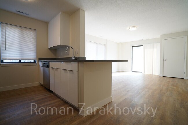 Photo - 27 Webster Ave Unidad 101