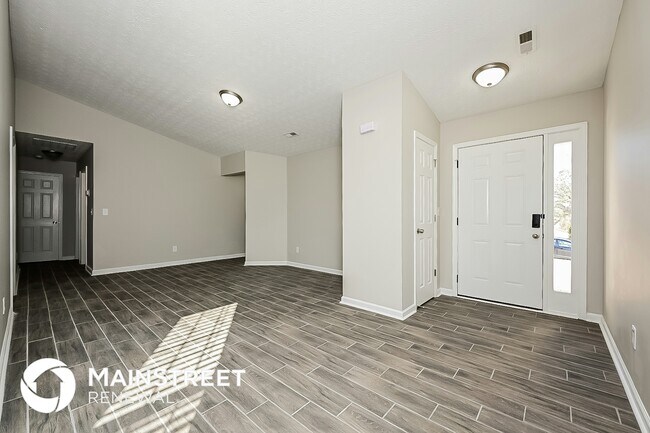 Photo - 150 Saddlebrook Dr