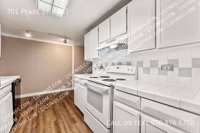 Photo - 701 N Pearl St