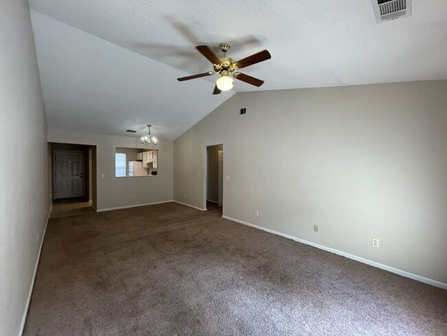 Photo - Apartment For Rent