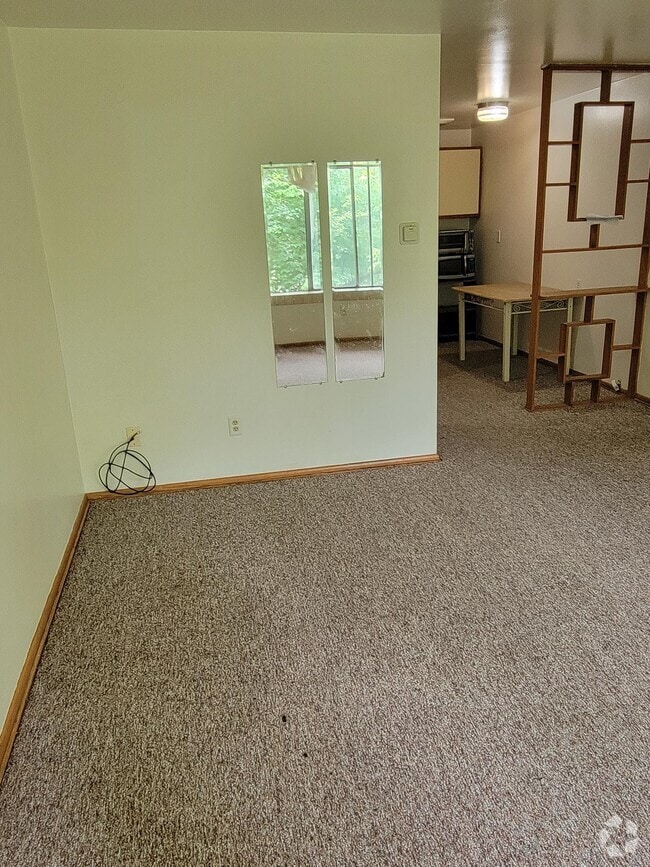 Building Photo - 1484 Unit 2 Rental