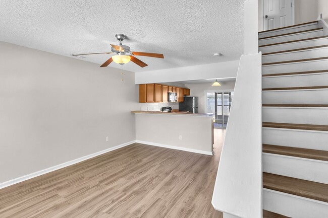 Photo - 2 Bed 2.5 Bath Townhome