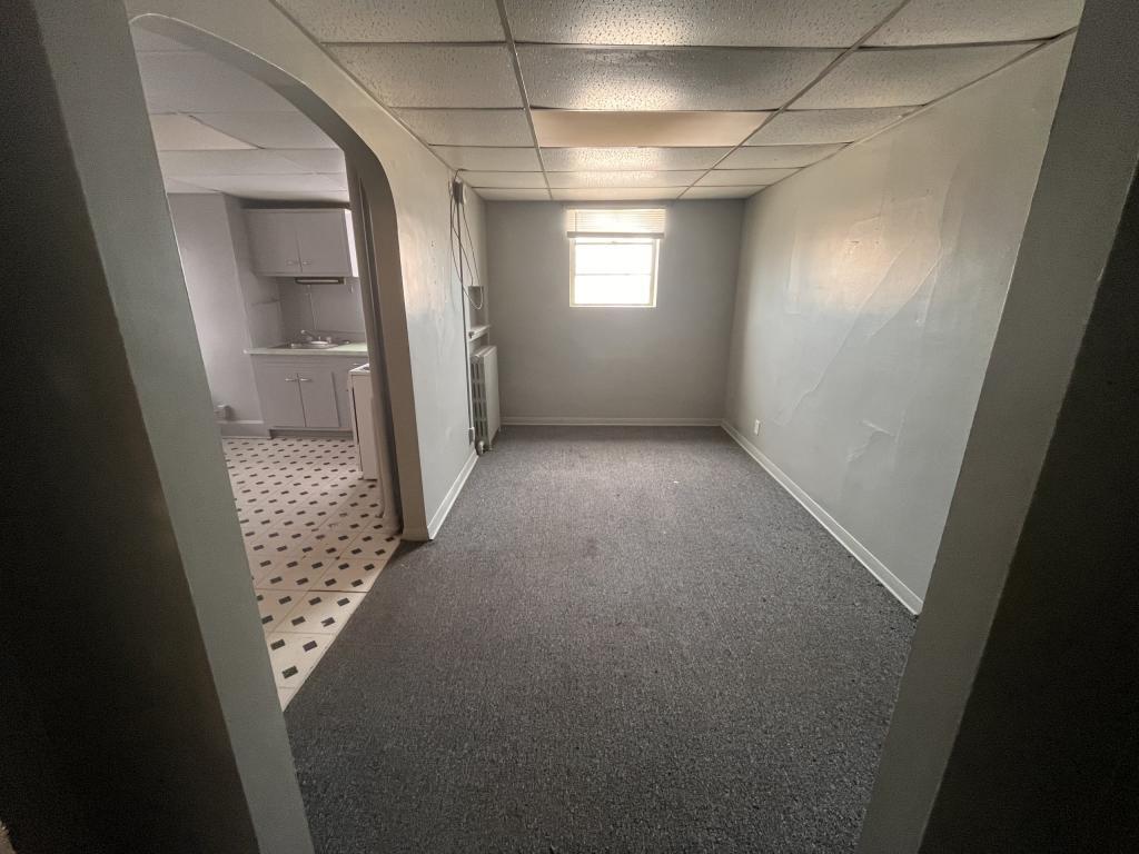 202 1/2 W Main St-202 1/2 Main - Unit 3I - 202 1/2 W Main St-202 1/2 Main - Unit 3I Unidad 202 1/2 Main -  3I