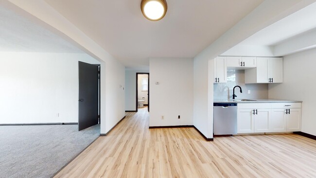 Photo - Parma - Ridgewood Lofts - 2 Bedroom - 1 Bath Unidad 7