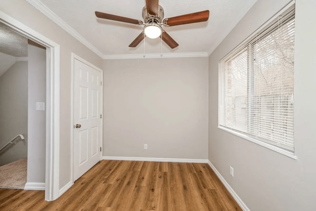 Photo - Trails at Mariemont