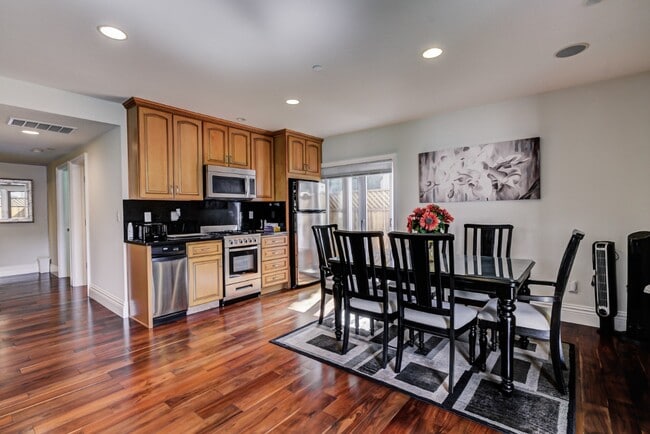 Photo - 2504 23rd St Unit #A UnFurnished  Furnished