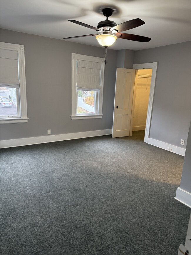 Photo - 50 Holbrook St