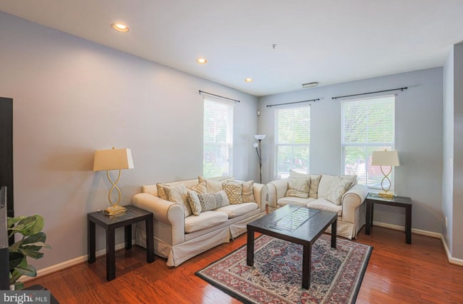 Photo - 111 N Bethel St
