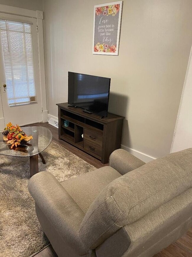 Photo - 2 Bedroom house.