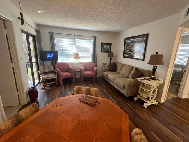 Photo - Seasonal Oaks IV 2/2 first floor condo Unit RR104