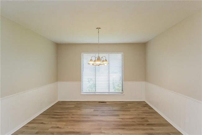 Photo - 3920 Green Hills Ct