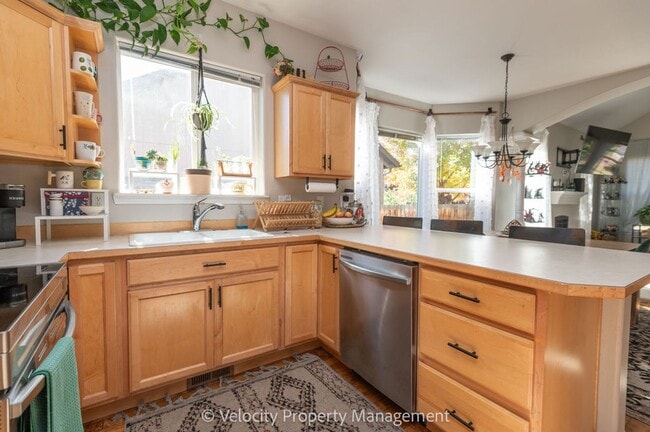 Photo - Single Level SW Redmond Home!