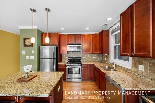 Photo - 1152 W Roscoe St Unit 2E