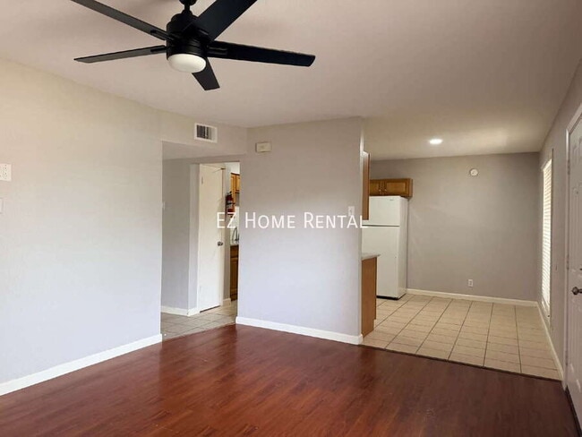 Photo - 2102 5th Ave N