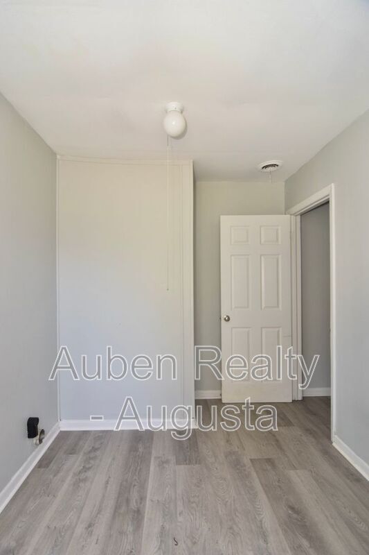Photo - 3613 Alene Cir