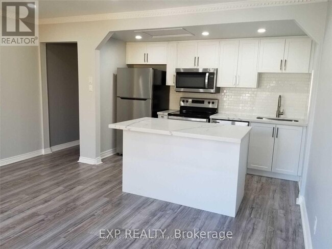 Photo - 33 Mitchell Ave