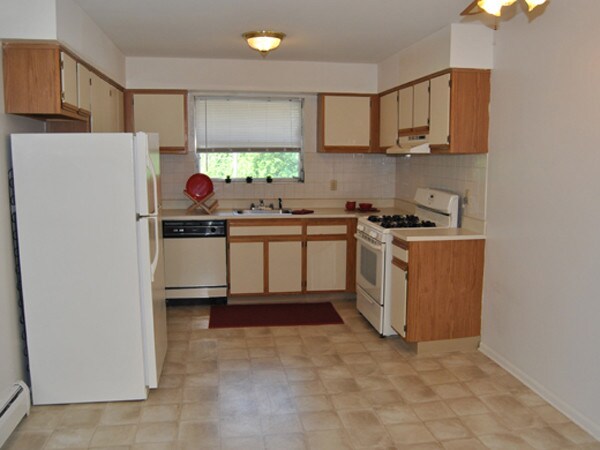 Lakeview Terrace Apartment Homes