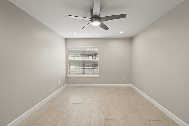 Photo - 1223 Augusta Dr Unit 21