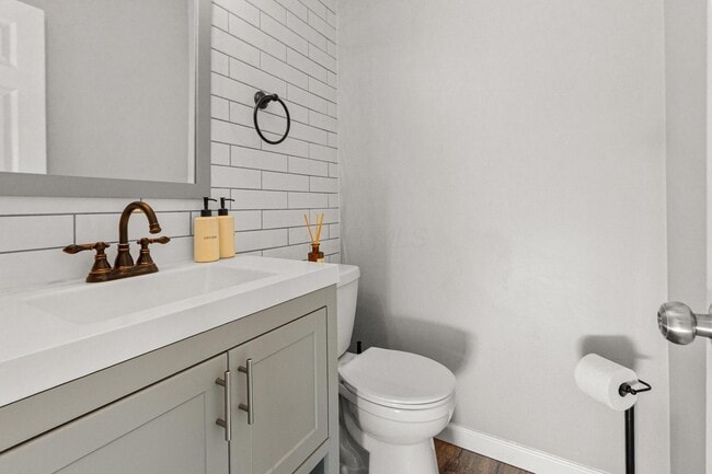 Photo - 6140 Ashtead Dr