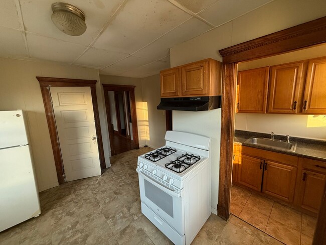 Photo - 139 Franklin St Unit 2