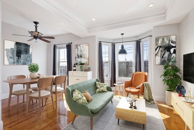 Building Photo - 502 Sumner St Unit PH