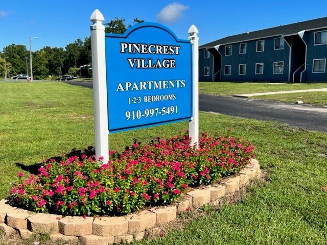 Pinecrest Village - Pinecrest Village Apartments