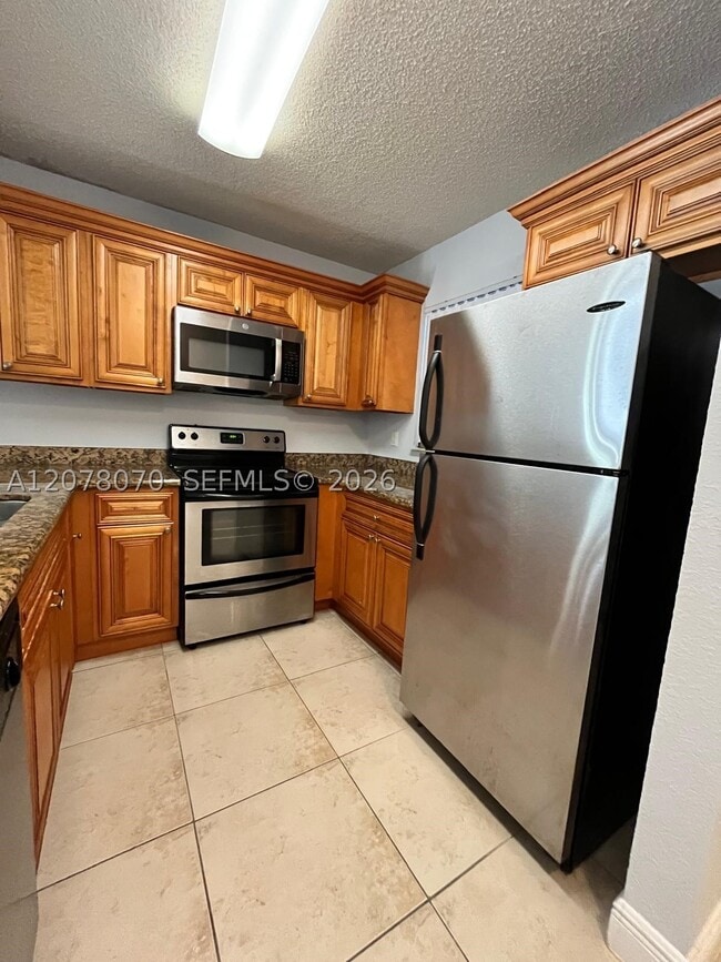 Photo - 1521 Windorah Way Unit A