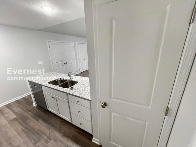 Photo - 4128 Garfield Ave