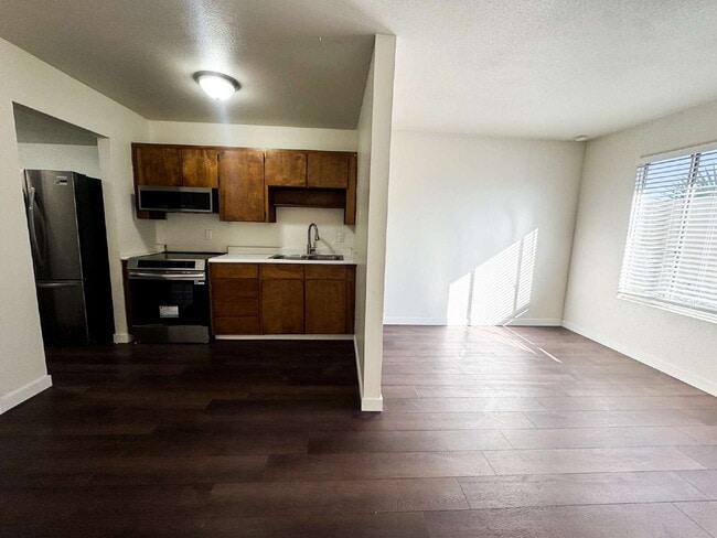 Photo - "Newly Renovated 1-Bed, 1-Bathroom Unit in Yuma" Unidad 3