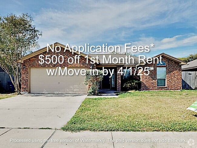 Building Photo - No Application Fees* $500 Off 1st months r... Rental