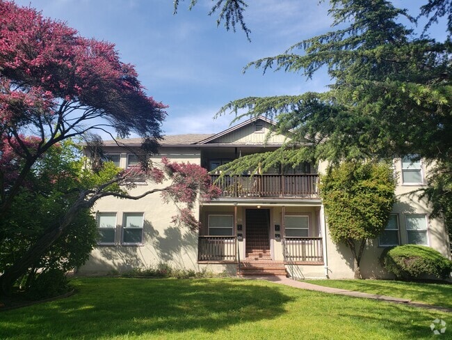 Building Photo - 1815 Broadway Unit B Rental