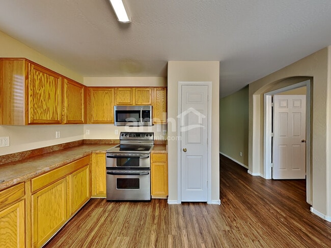 23410 W Mohave St