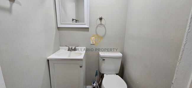 Photo - 933-935 N Dearborn St Unit 935 N Dearborn St