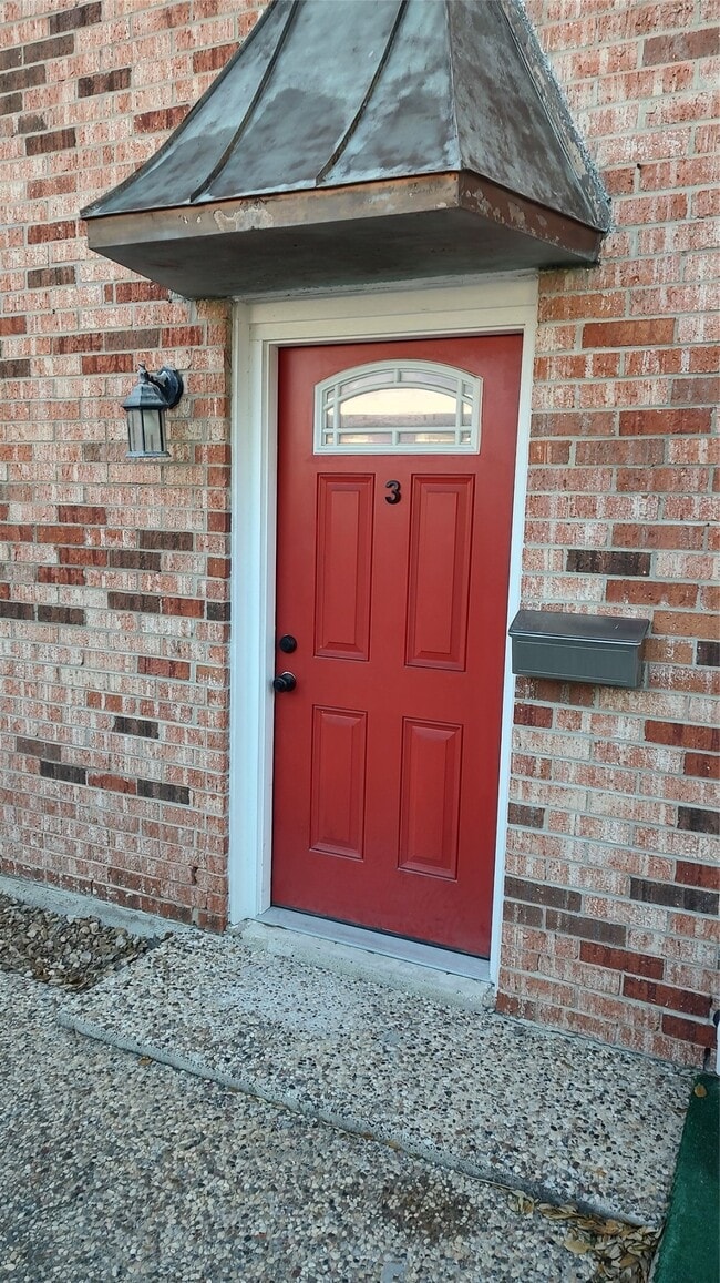 Photo - 4513 1/2 Bernardo De Galvez Ave Unit 3