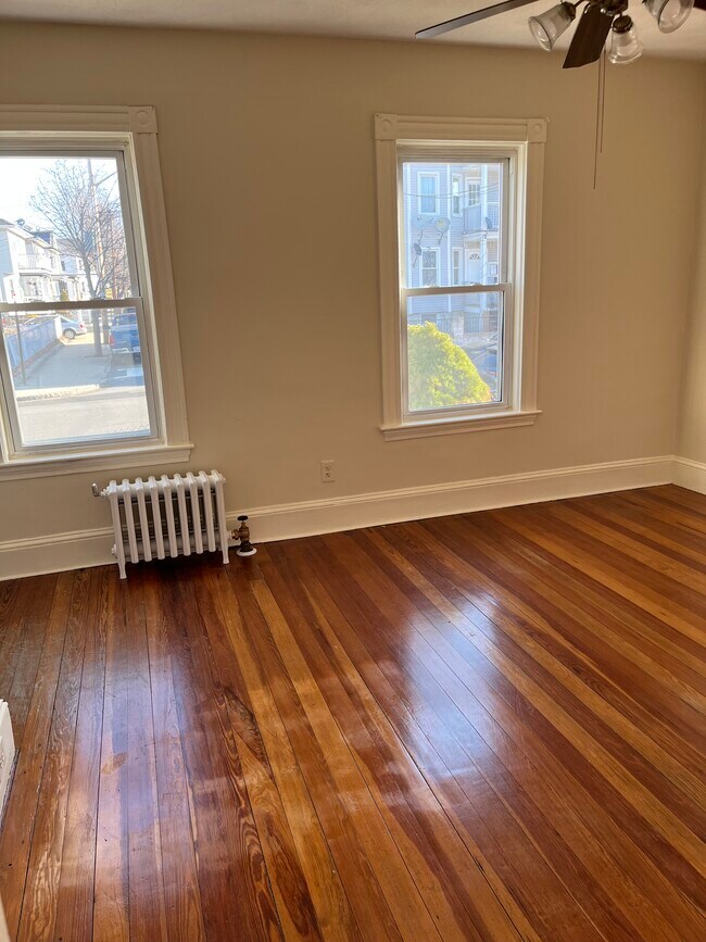 Front room - 52 Rock Valley Ave Unit 1