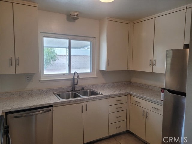 3205 Celeste Dr