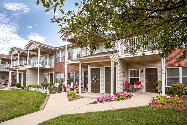 Building Photo - Brainard Landings