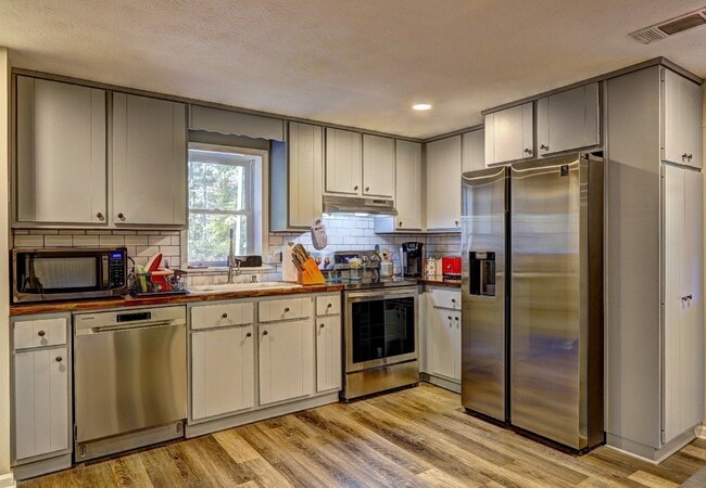 Building Photo - 2060 Klondike Rd SW Rental