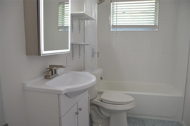 Photo - 3879 Clover Ln