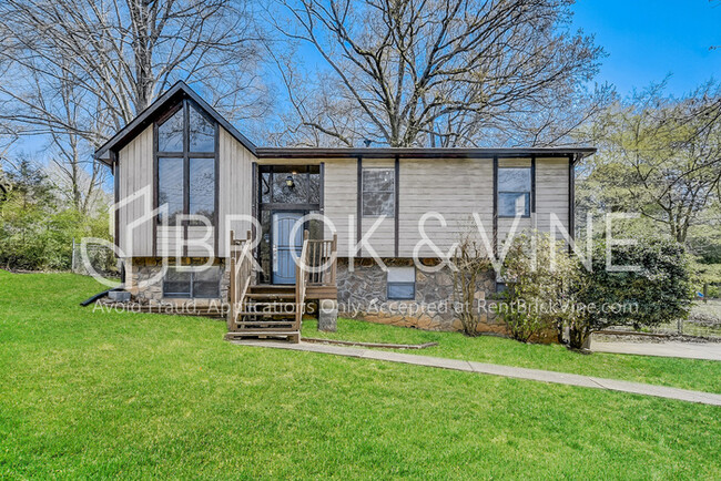 Photo - 851 25th Ave NE Casa