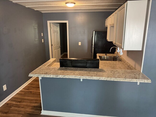 Photo - Belvedere912-914 Unit 914 Belvedere Street