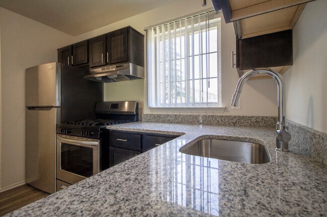 Acabados Premium - Meadowood Townhomes